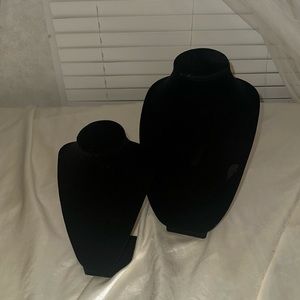 Necklace jewelry display 🌺🏝️